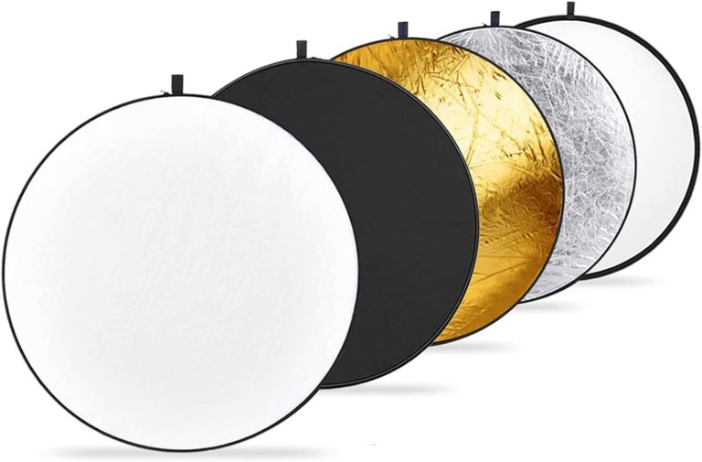 NEEWER 32 Inch/80 Centimeter Light Reflector Light Diffuser 5 in 1 Collapsible Multi Disc with Bag - Translucent, Silver, Gold, White, and Black for Studio Photography Lighting and Outdoor Lighting